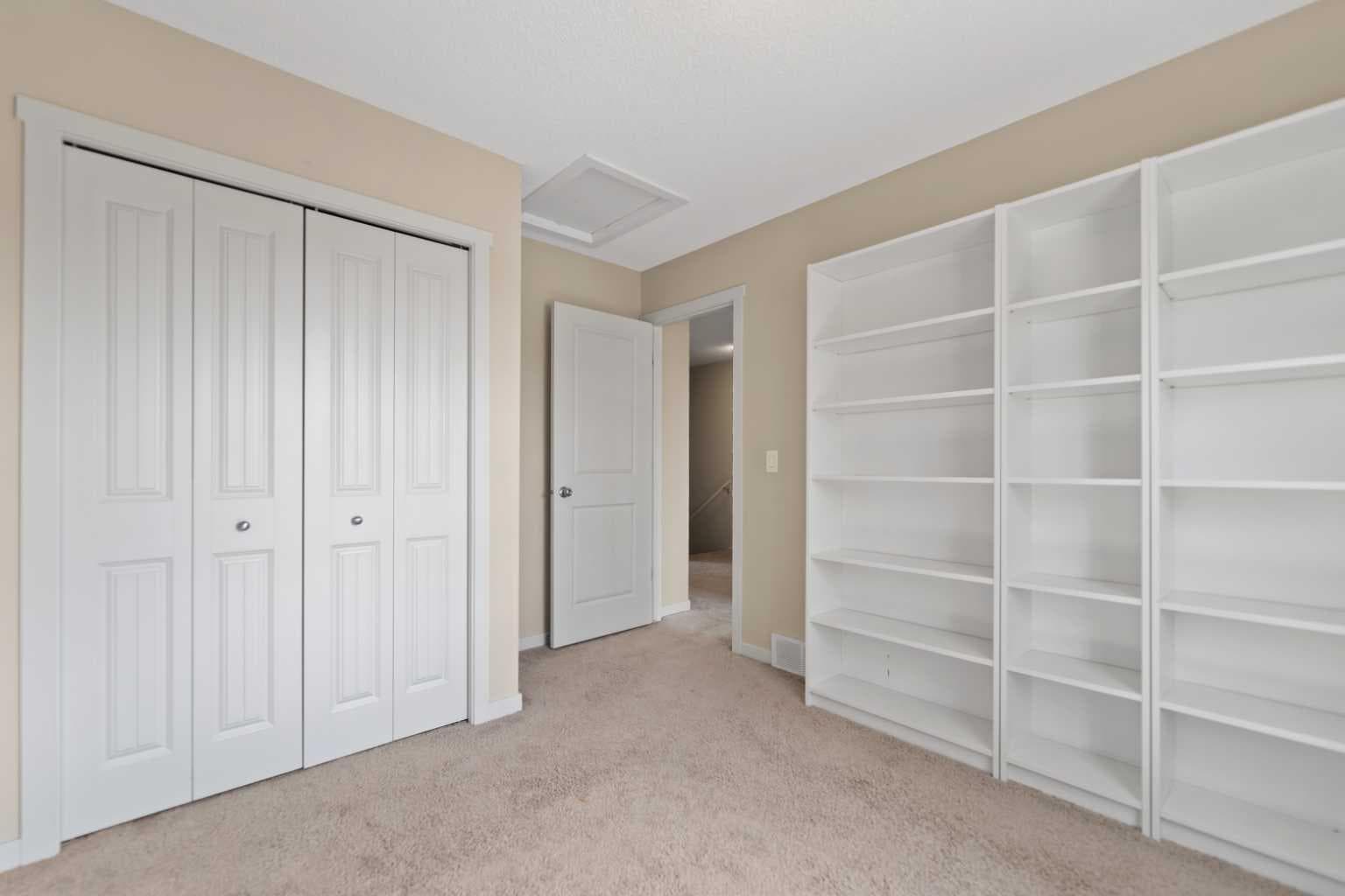 81 Copperpond Landing SE