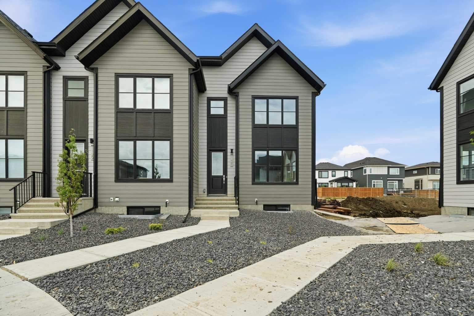 1125 Sailfin Heath  