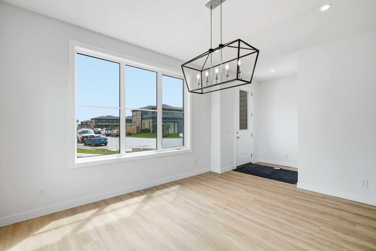 1125 Sailfin Heath  