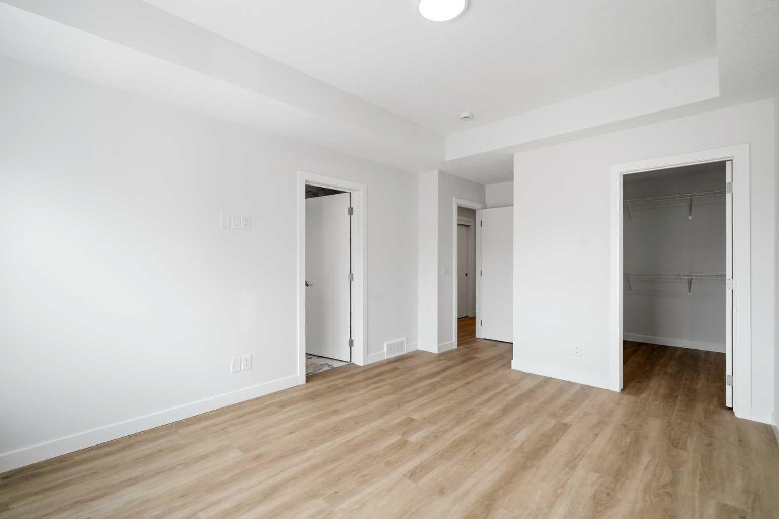 1125 Sailfin Heath  