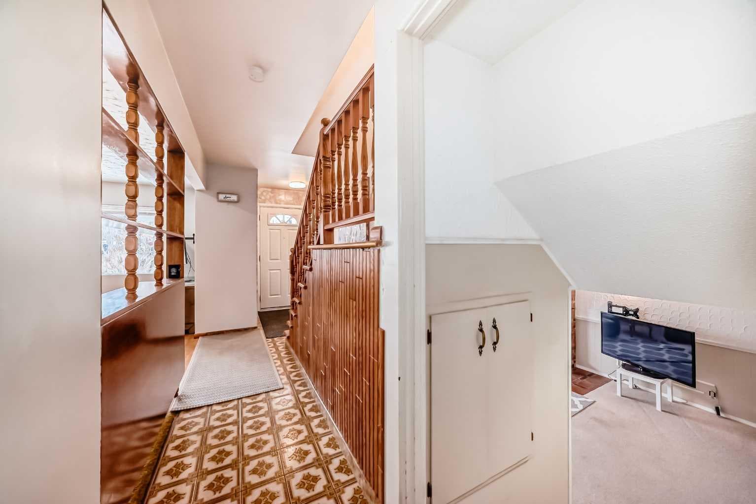 31 Fenton Road SE