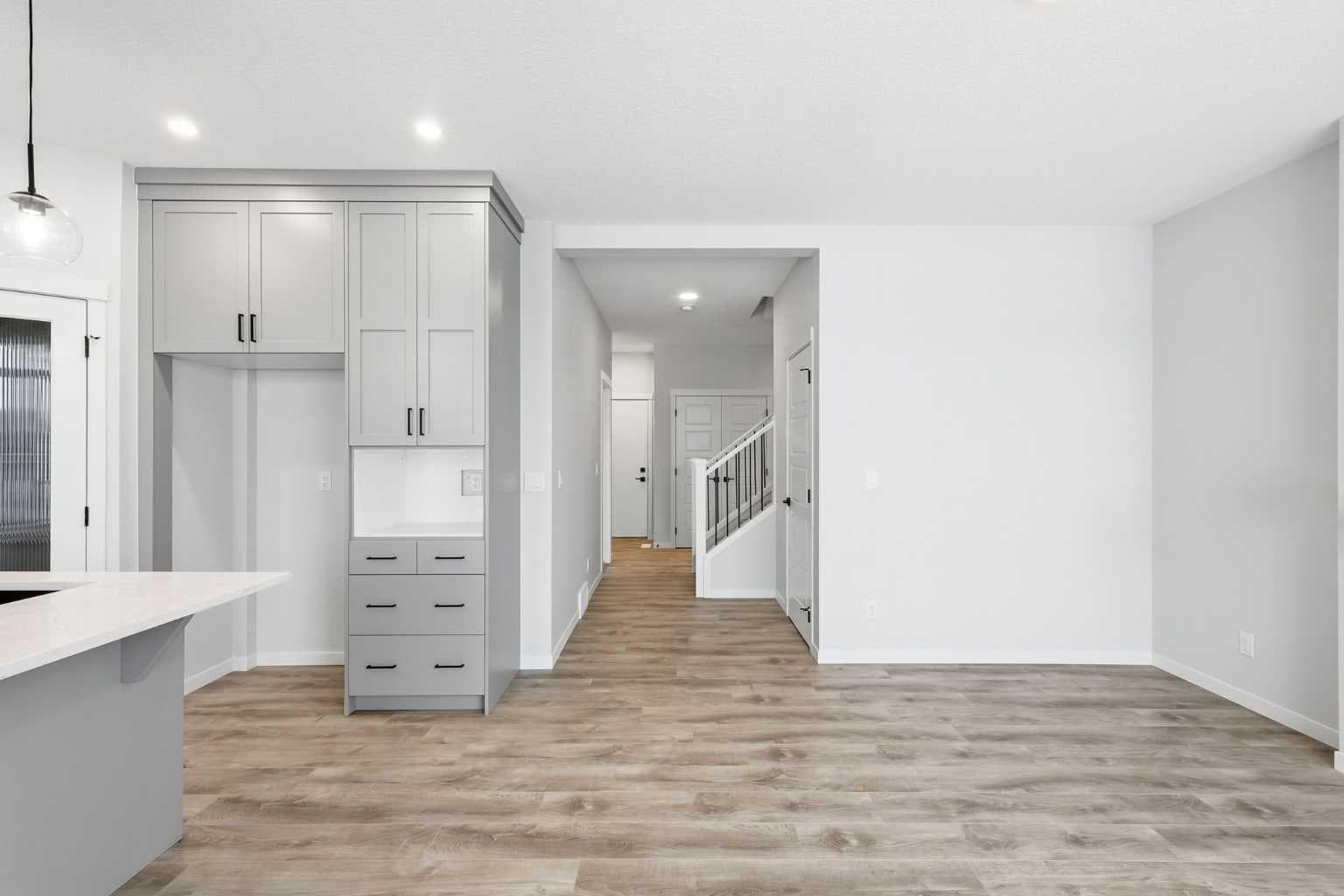 170 Herron Way NE