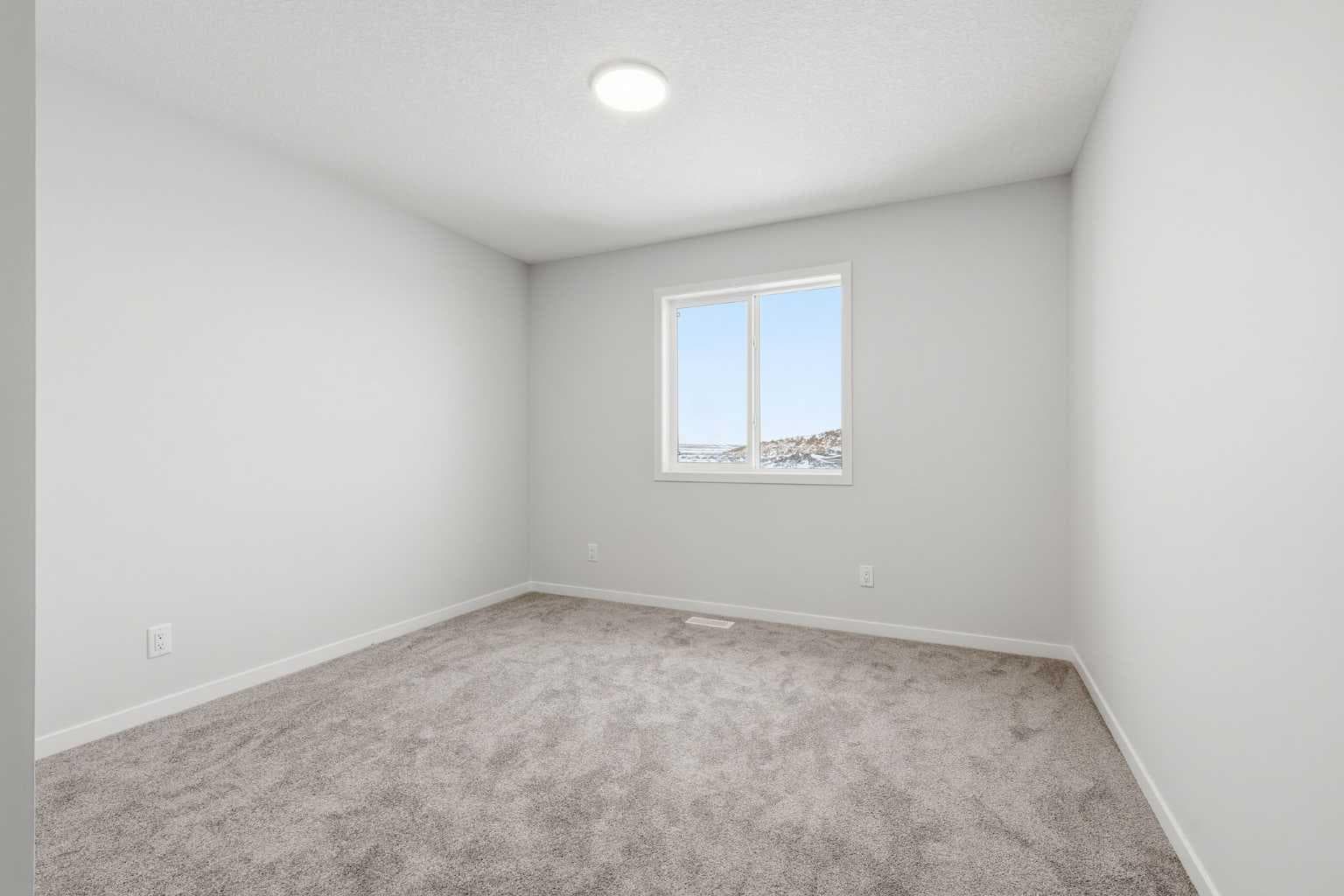 170 Herron Way NE