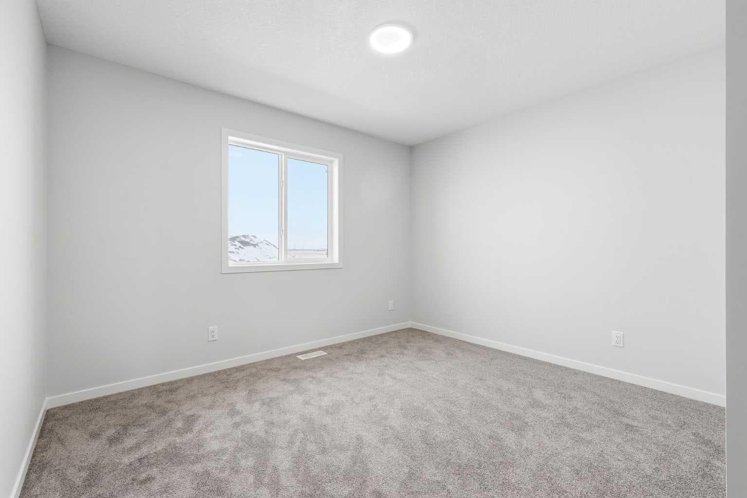 170 Herron Way NE
