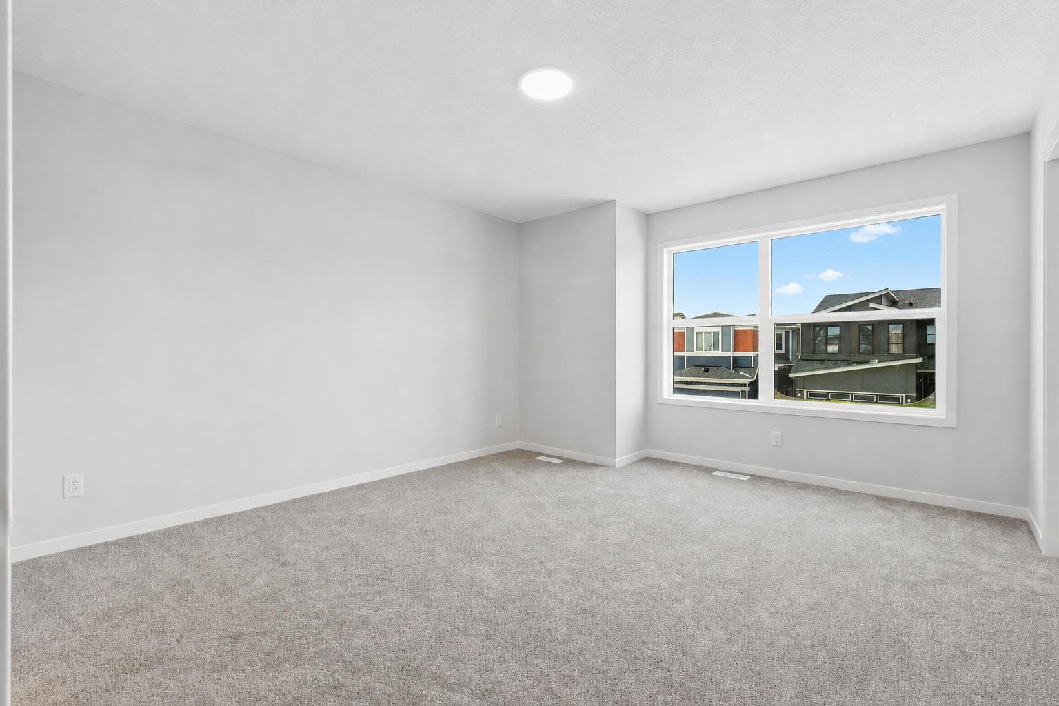 170 Herron Way NE