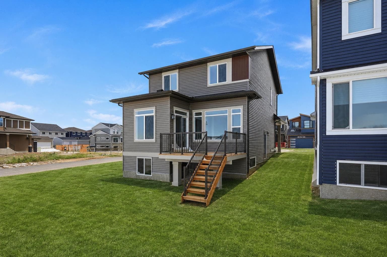 170 Herron Way NE