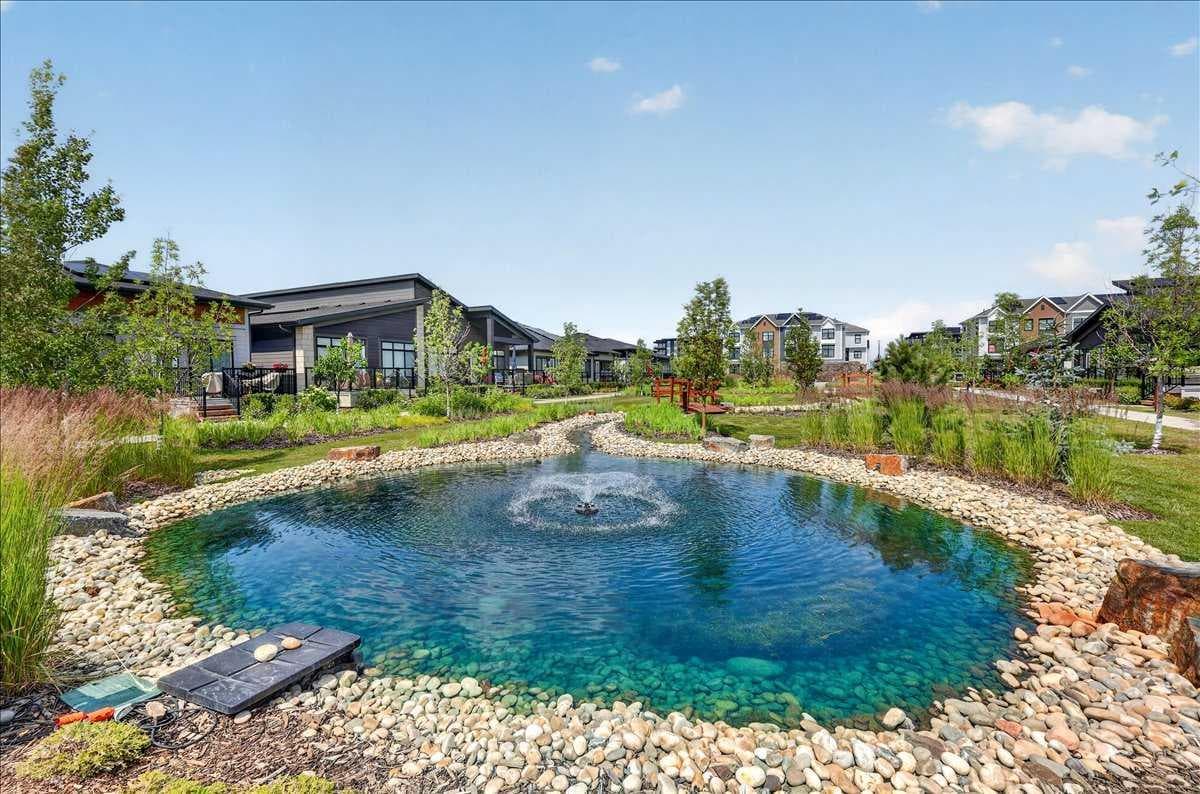 102, 140 Marina Cove SE