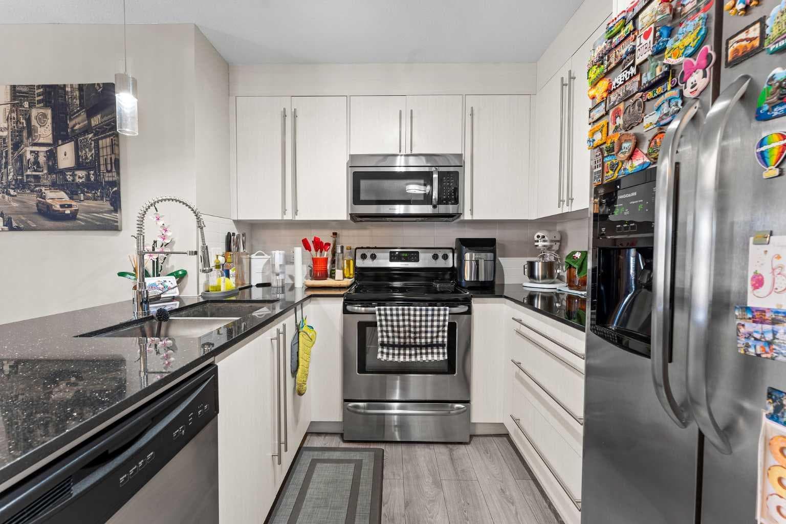 3407, 11 Mahogany Row SE