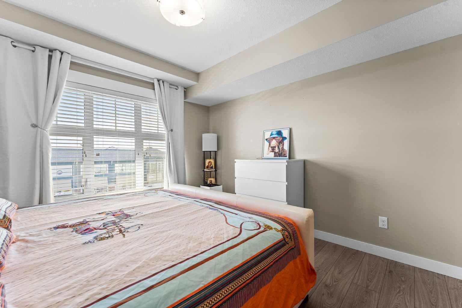 3407, 11 Mahogany Row SE