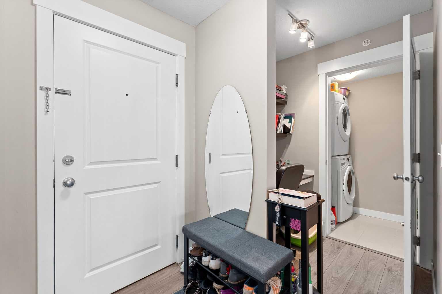3407, 11 Mahogany Row SE