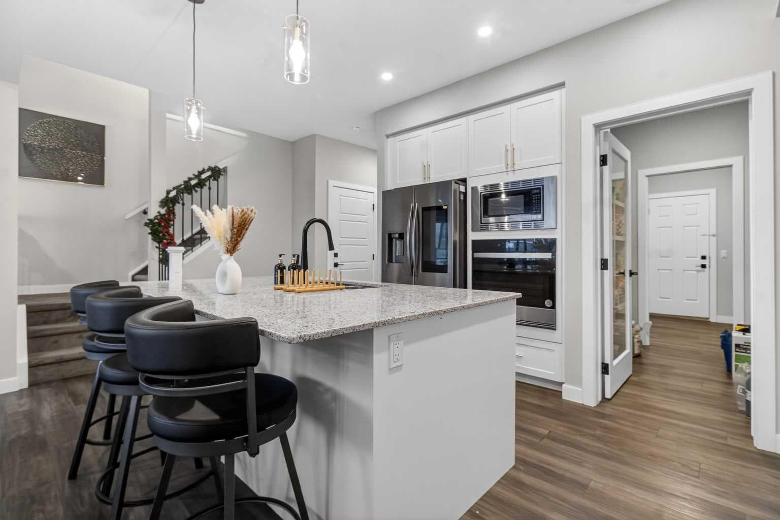 66 Belmont Manor SW