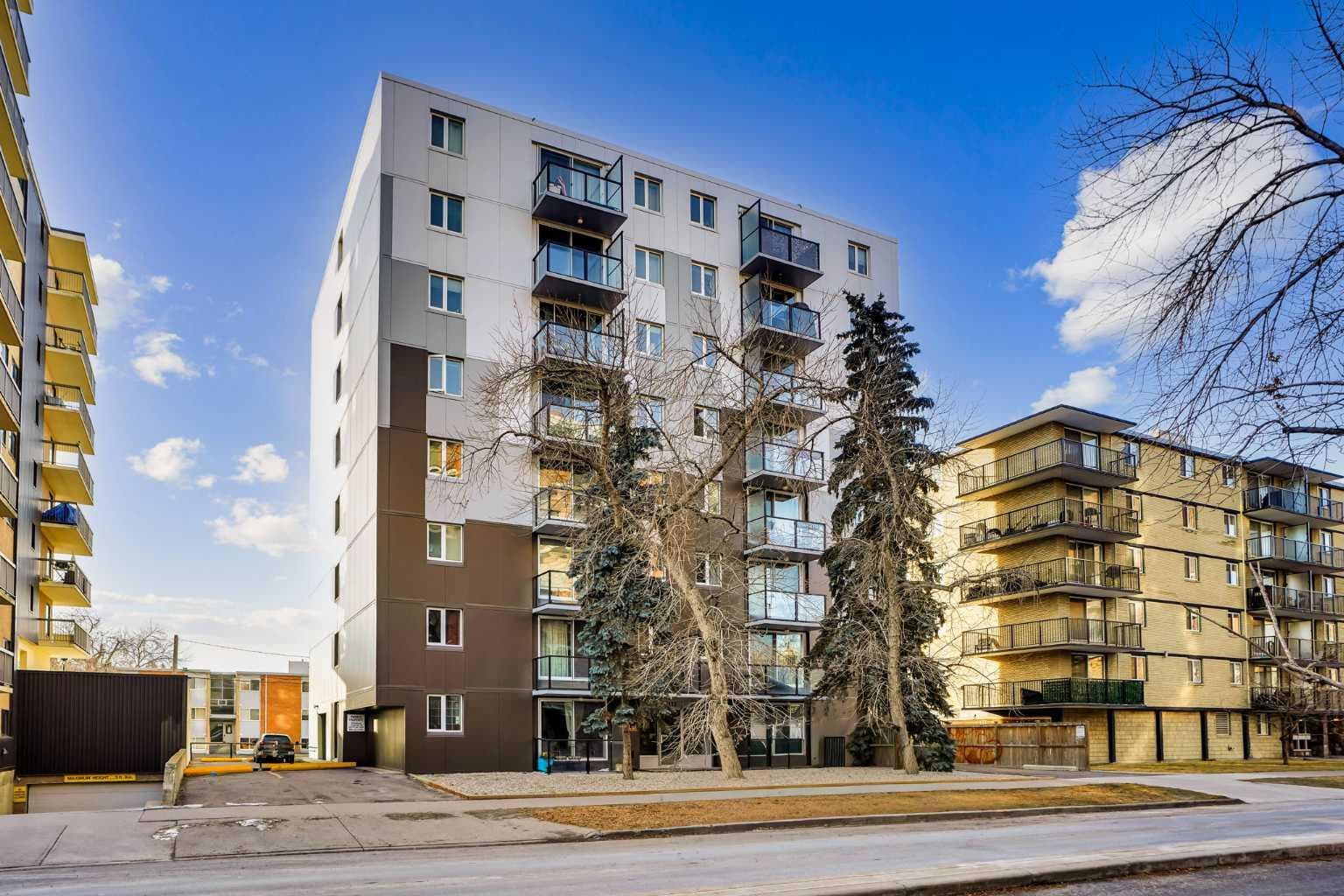204, 1111 15 Avenue SW