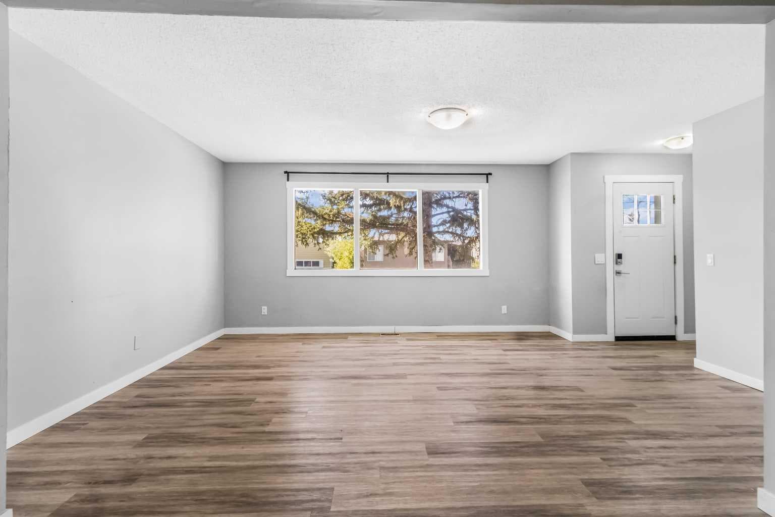 183 Penbrooke Close SE