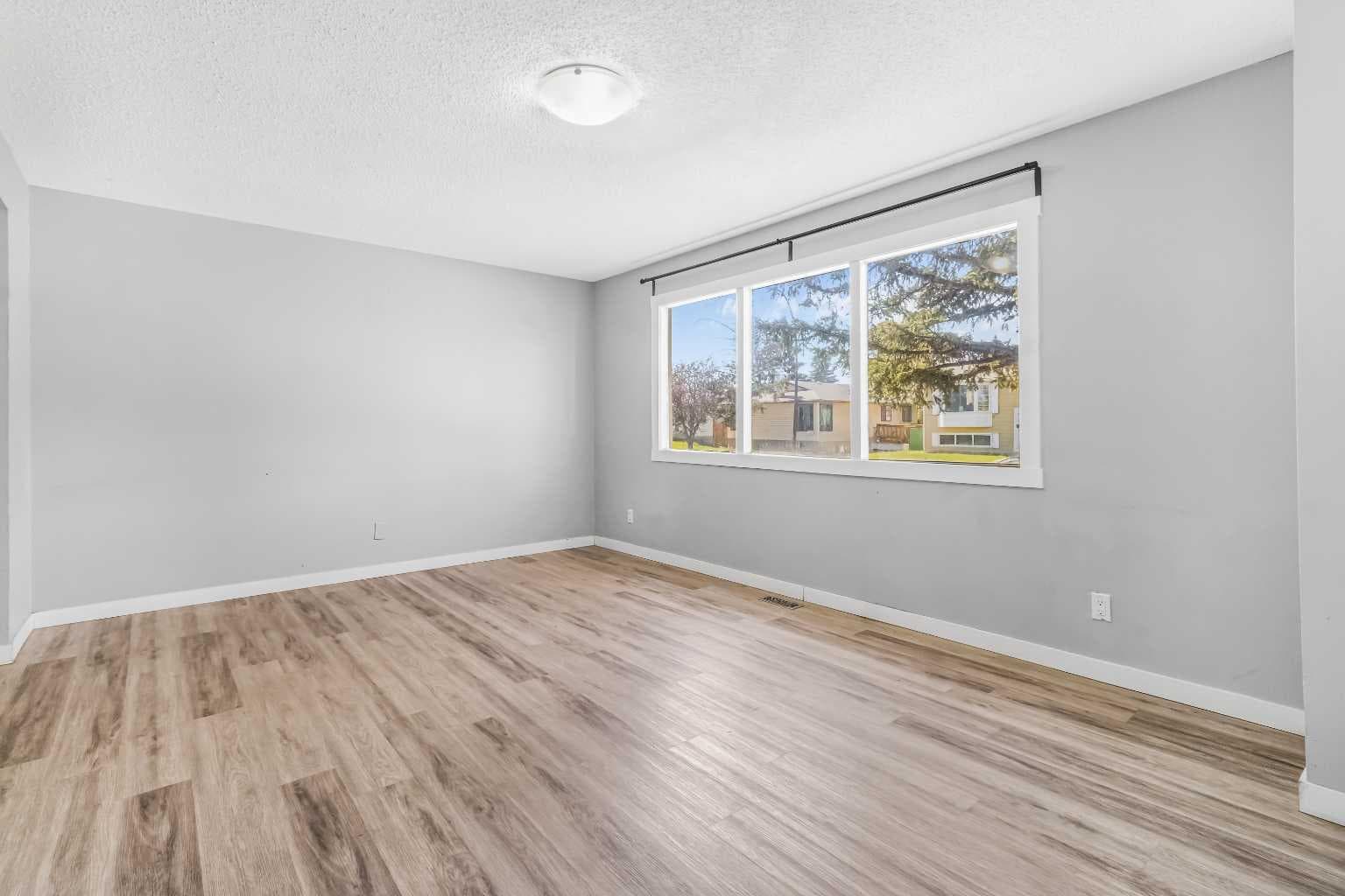 183 Penbrooke Close SE