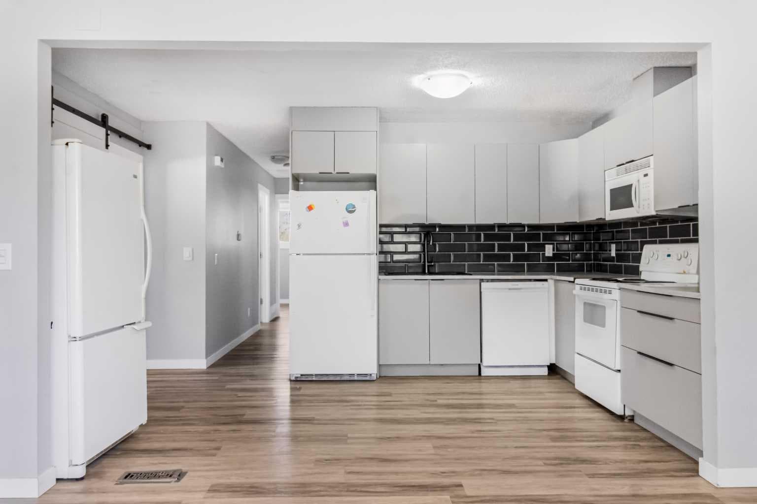 183 Penbrooke Close SE