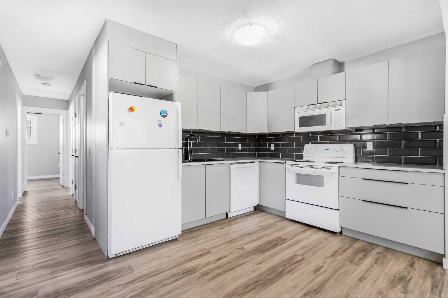 183 Penbrooke Close SE