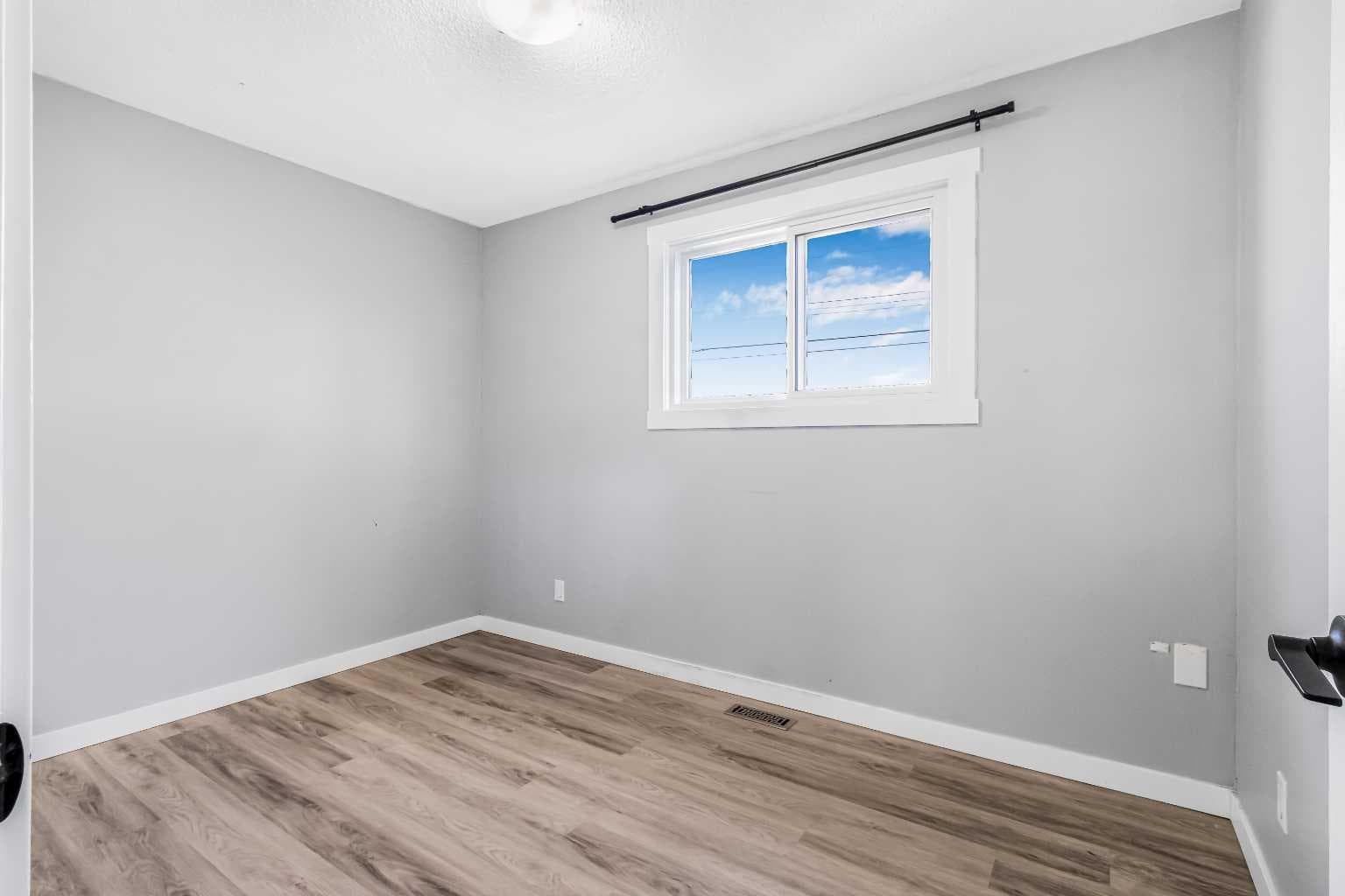 183 Penbrooke Close SE