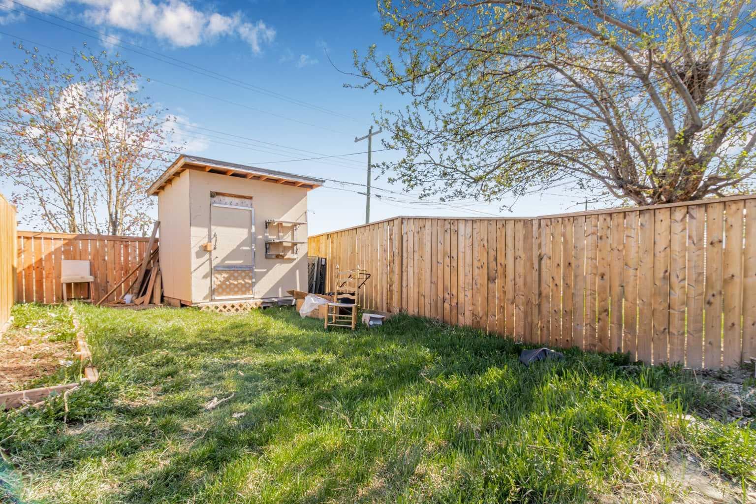 183 Penbrooke Close SE