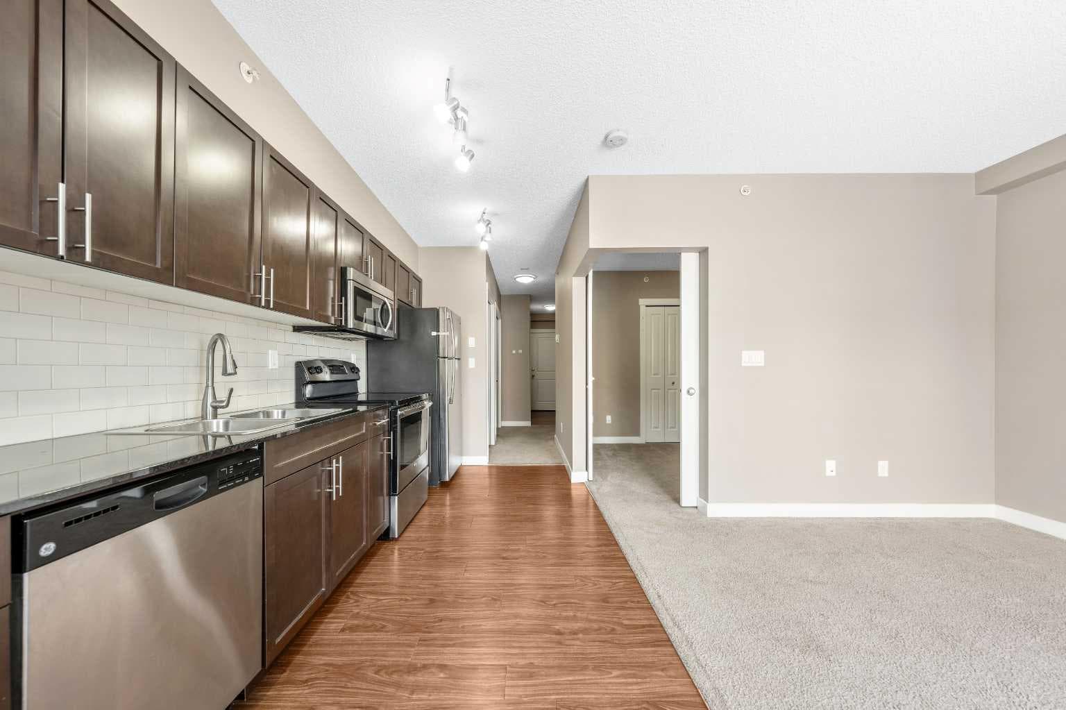 109, 10 Kincora Glen Park NW