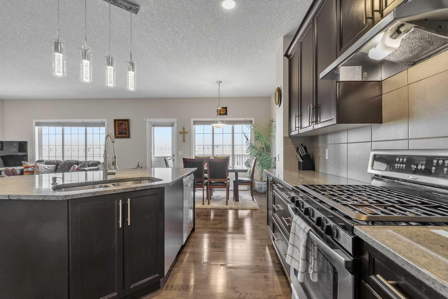 87 Panton Landing NW