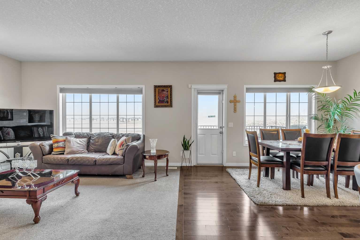 87 Panton Landing NW