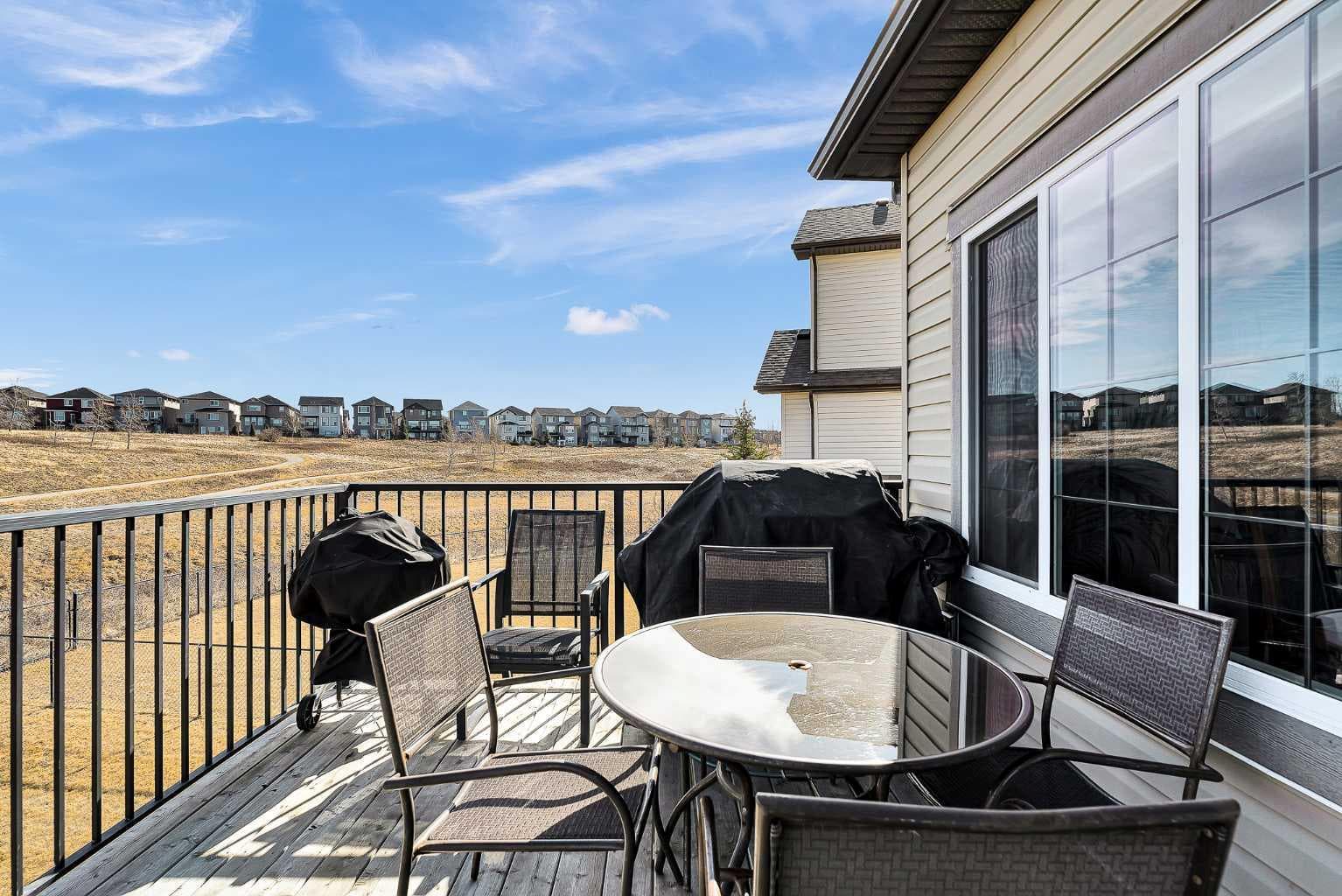 87 Panton Landing NW