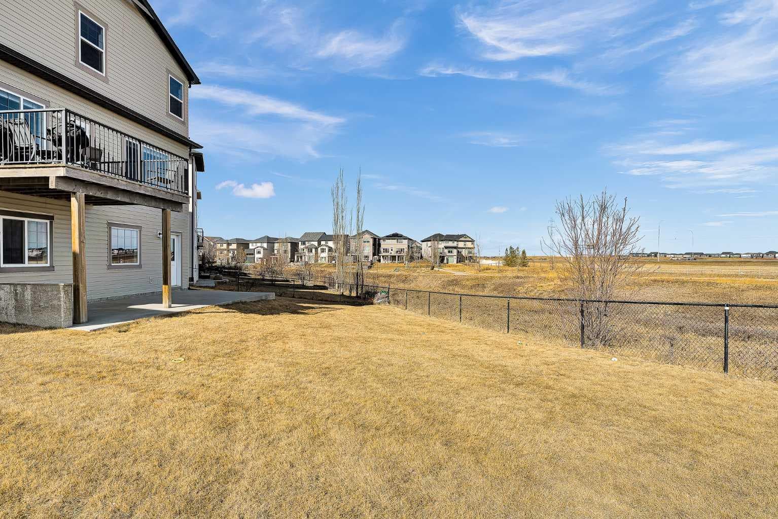 87 Panton Landing NW
