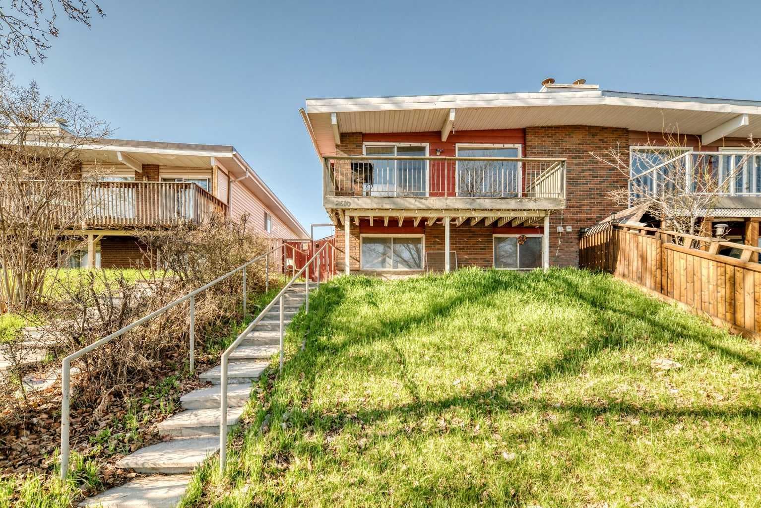 2610 Dover Ridge Drive SE