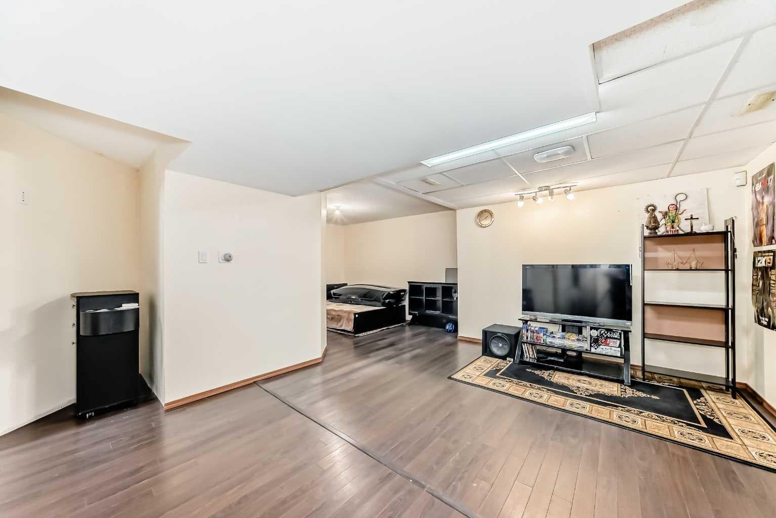 16062 Everstone Road SW