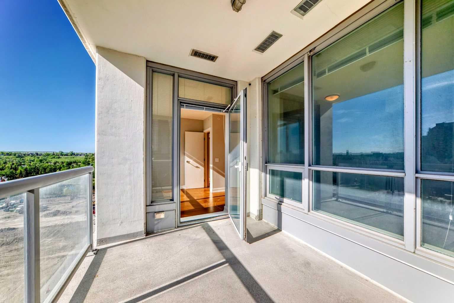 1126, 222 Riverfront Avenue SW