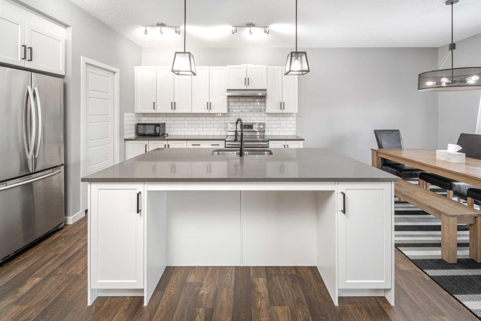 80 Howse Manor NE
