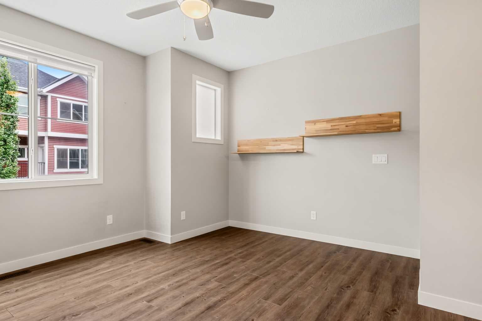 203, 355 Nolancrest Heights NW