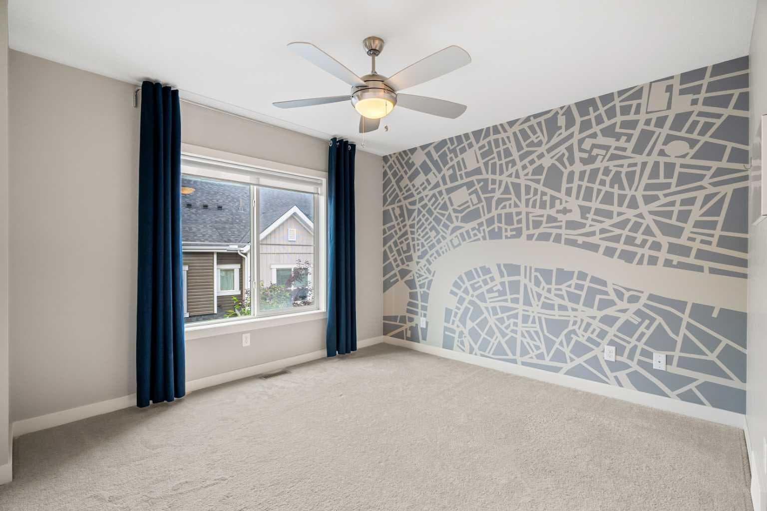 203, 355 Nolancrest Heights NW