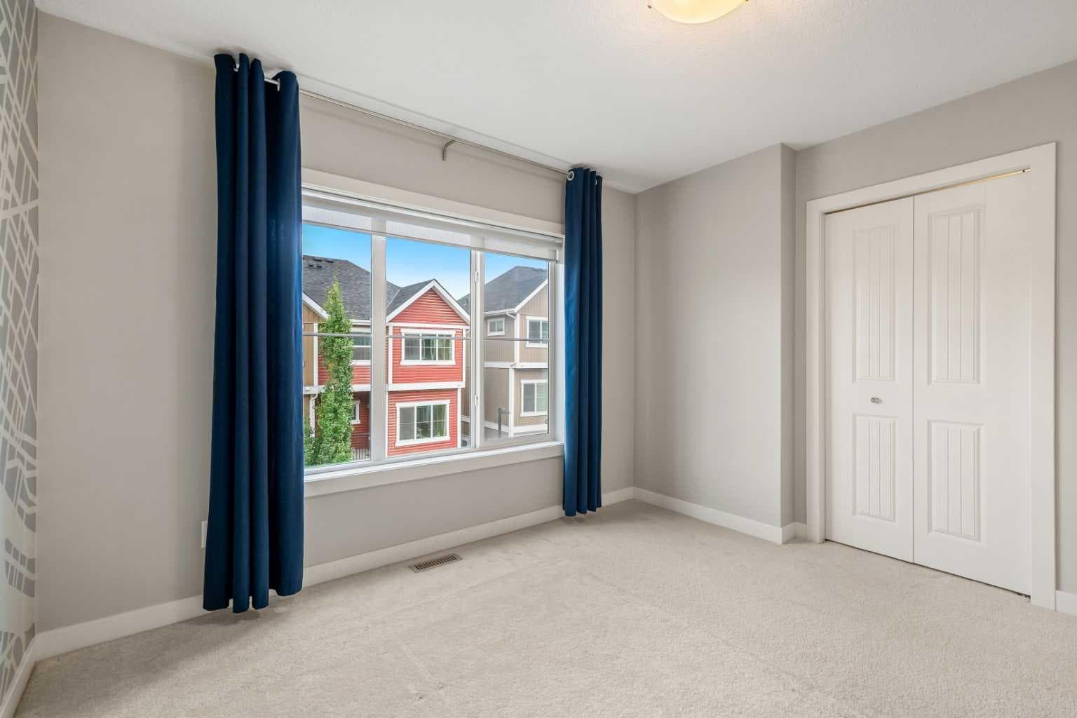 203, 355 Nolancrest Heights NW