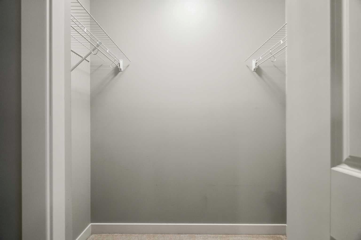 203, 355 Nolancrest Heights NW
