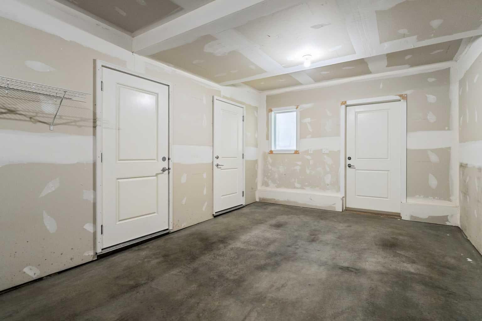203, 355 Nolancrest Heights NW