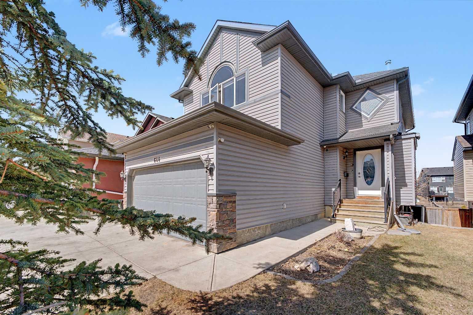644 Luxstone Landing SW