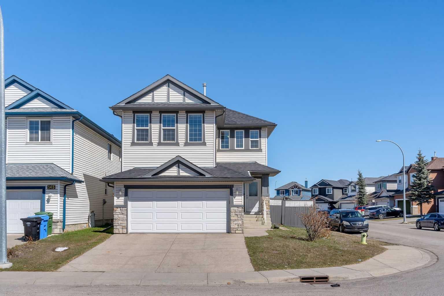 149 Saddlecrest Green NE