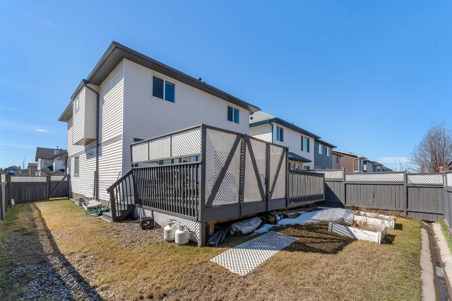 149 Saddlecrest Green NE