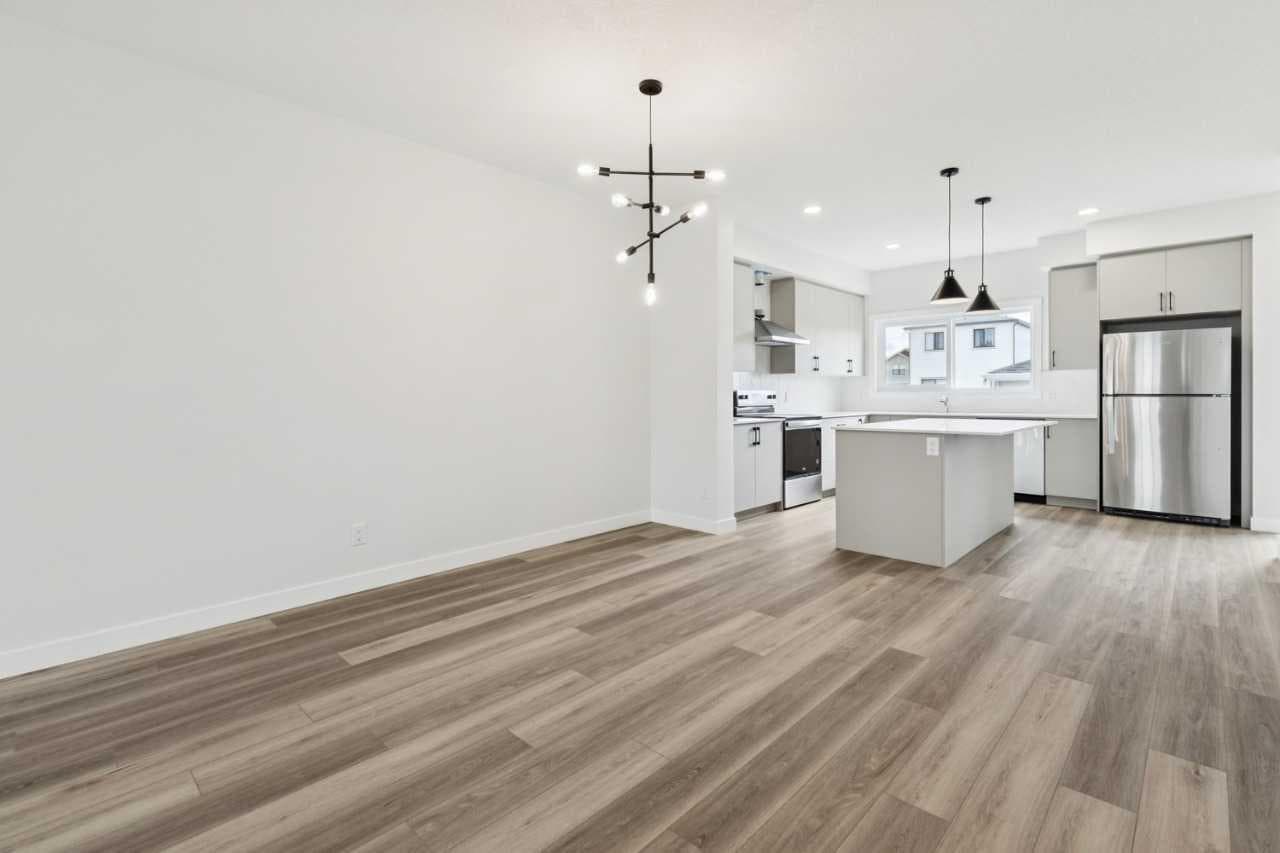 244 Drystone Walk NW