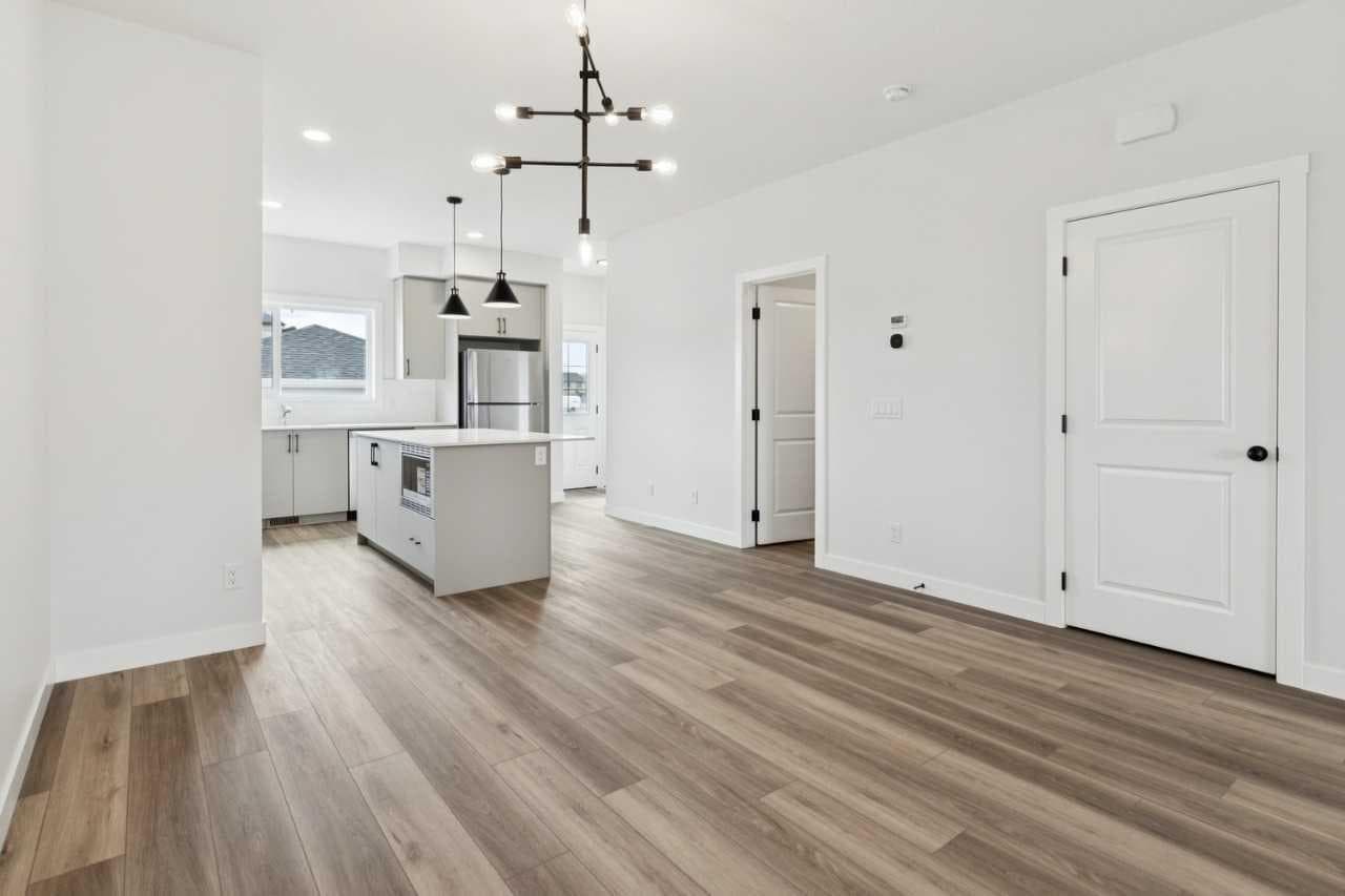 244 Drystone Walk NW