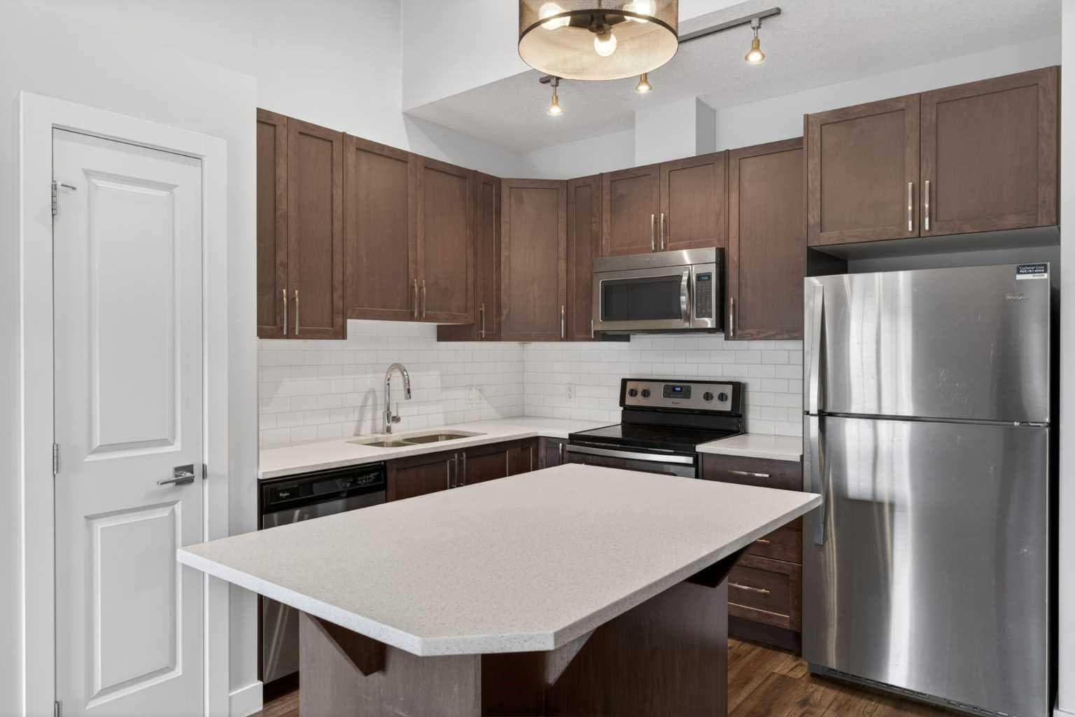 12 Evanscrest Gardens NW