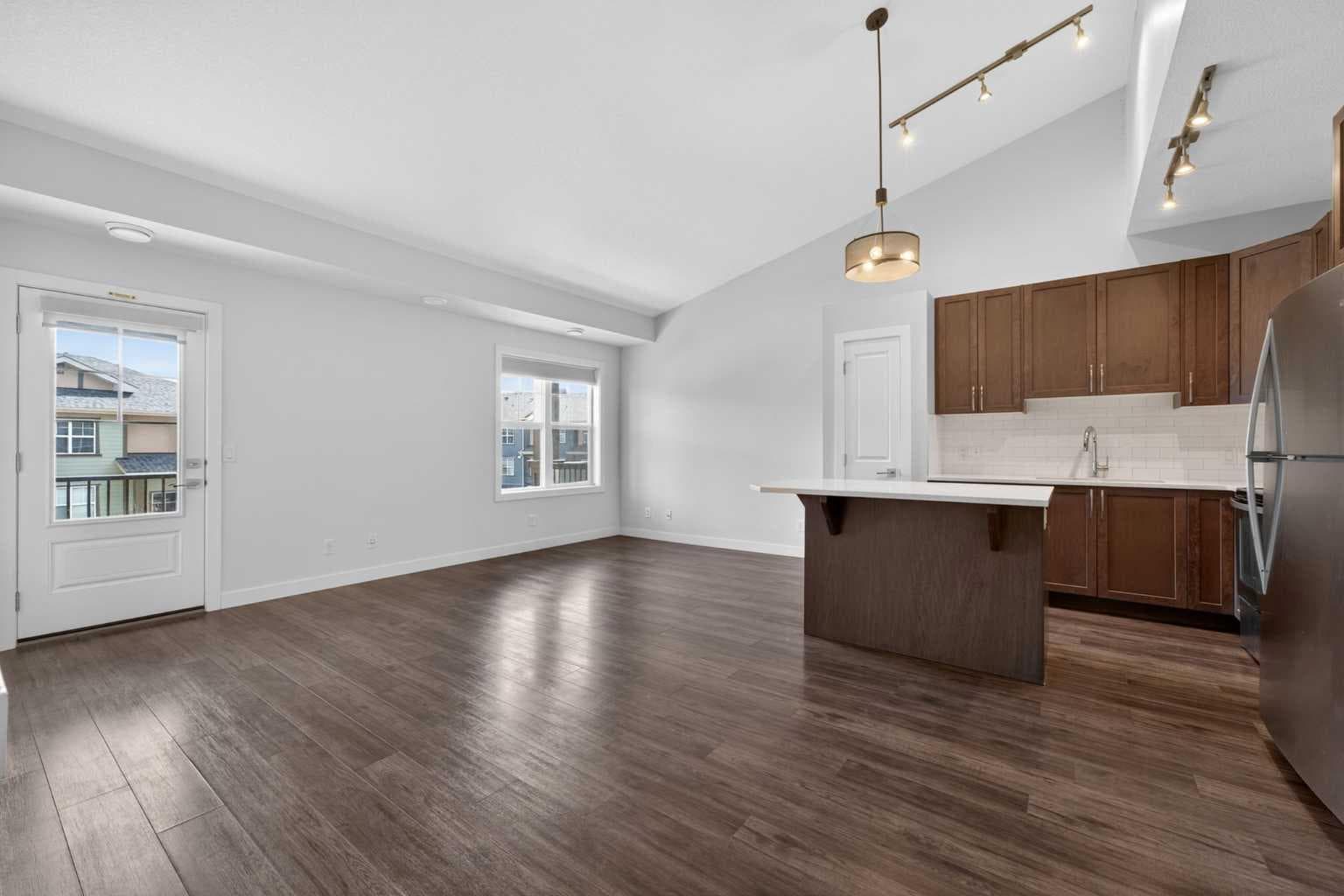 12 Evanscrest Gardens NW