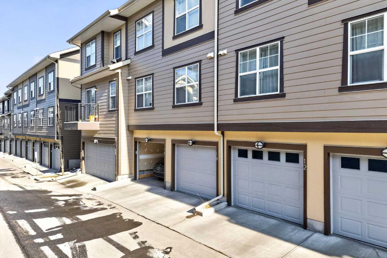 12 Evanscrest Gardens NW