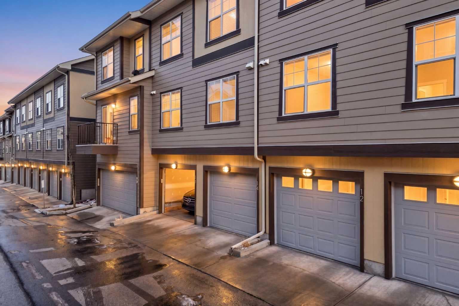 12 Evanscrest Gardens NW