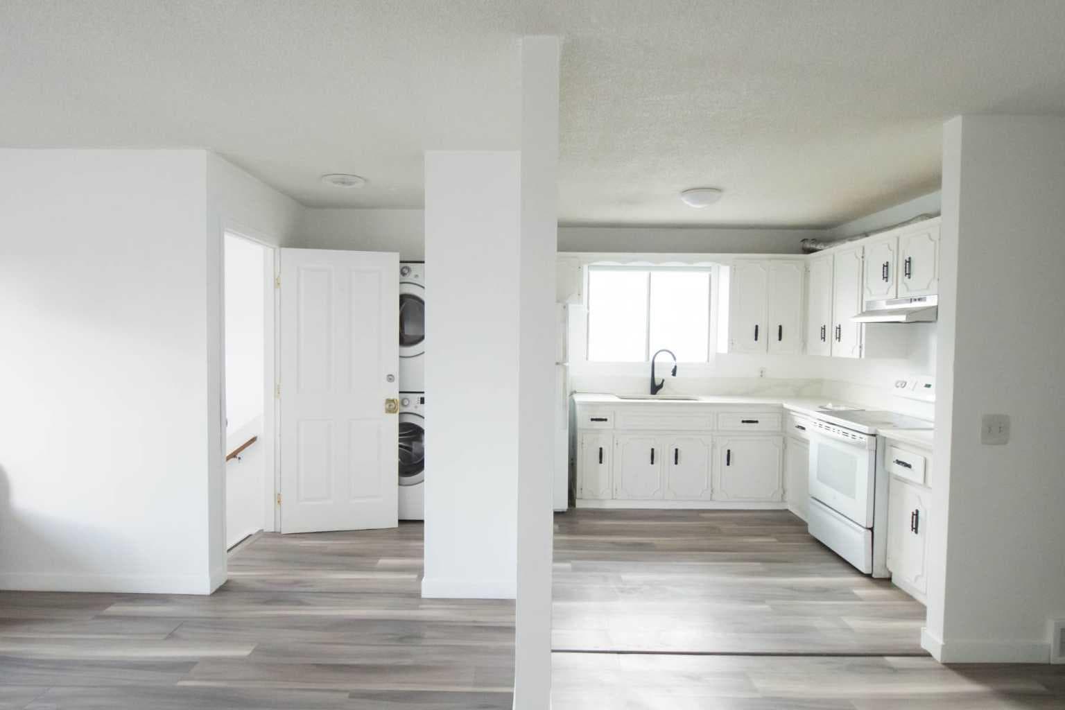 196 Fonda Drive SE