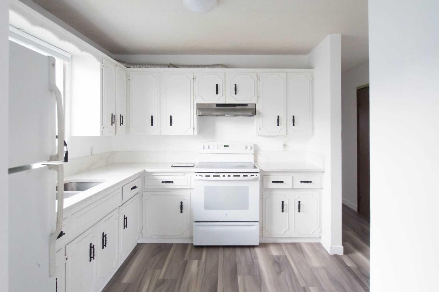 196 Fonda Drive SE
