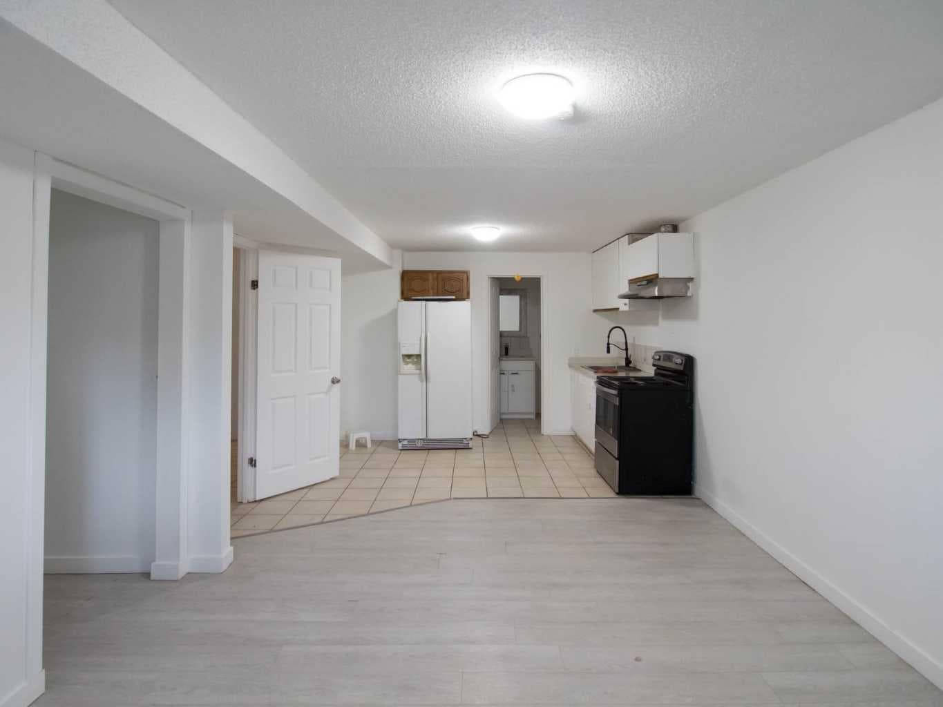 196 Fonda Drive SE