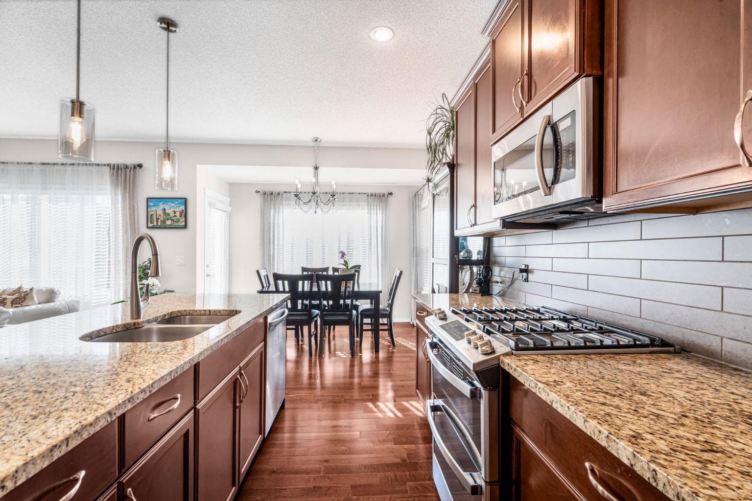 112 Walden Terrace SE
