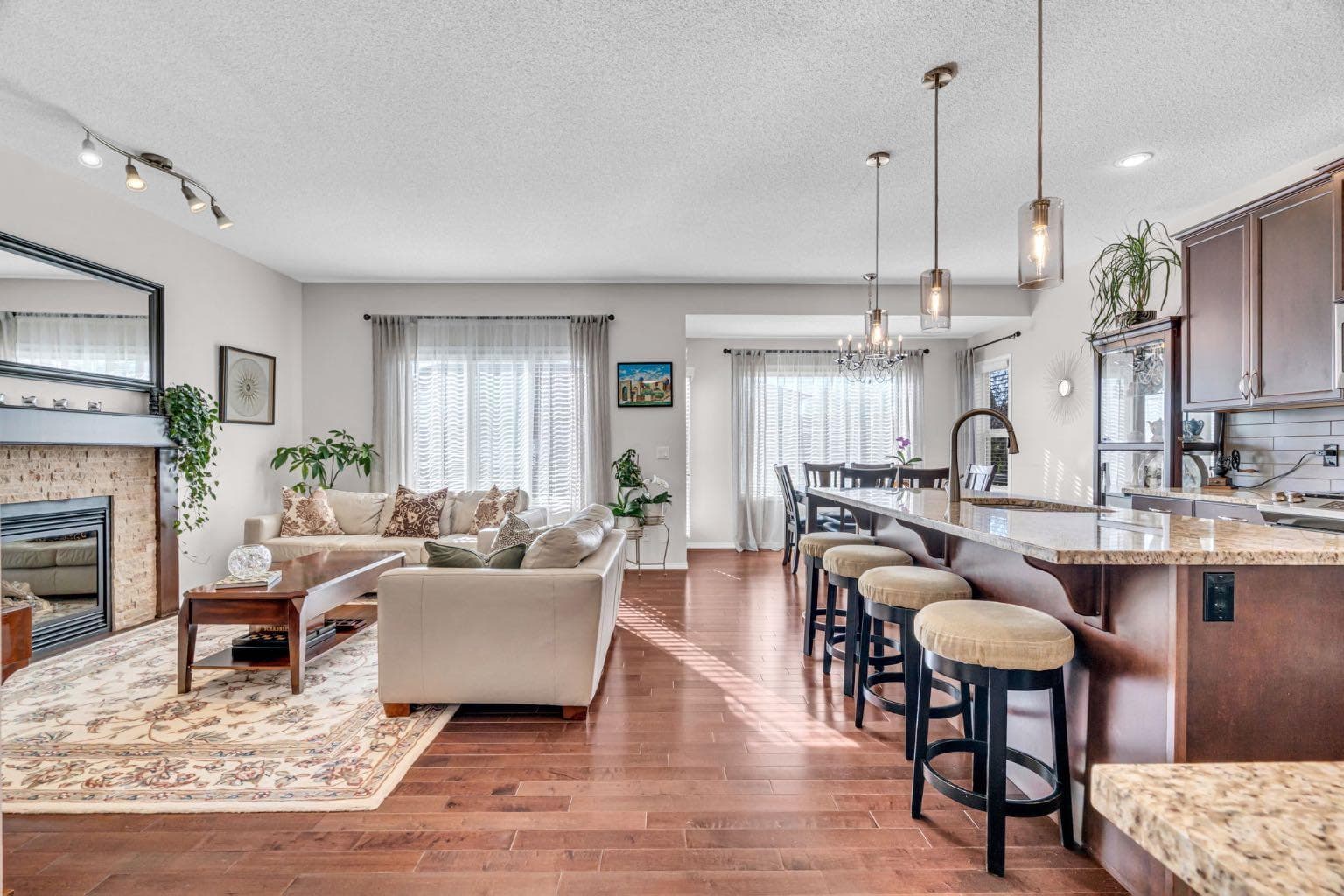 112 Walden Terrace SE